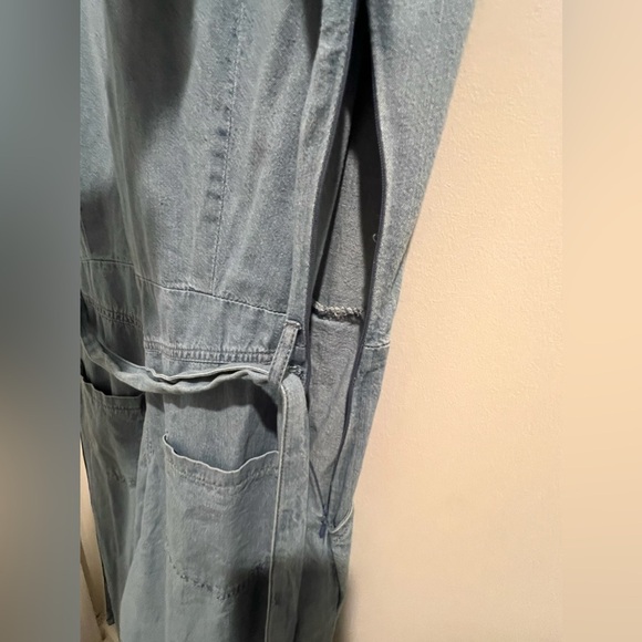 PrettyLittleThing Light Wash Denim Utility Jumpsuit - Picture 8 of 8